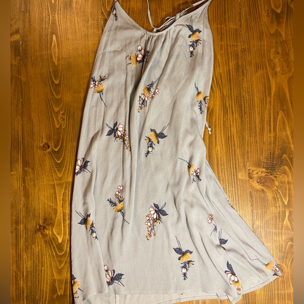 NWOT Mahina - Dove Grey Hawaiian Boutique Dress